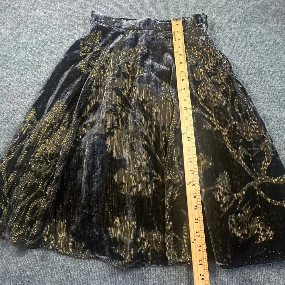 Modcloth Women's Small Midi A-Line Velvet Gold Metallic Lined‎ Skirt